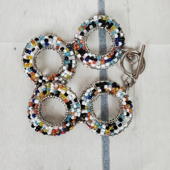 Seed Bead Linked Circles Bracelet Silver  Multicolor Beads Toggle Closure - Picture 1 of 15